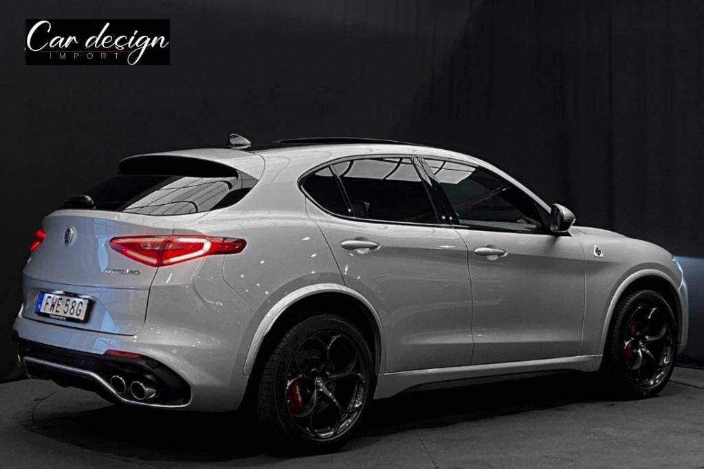 ALFA-ROMEO STELVIO